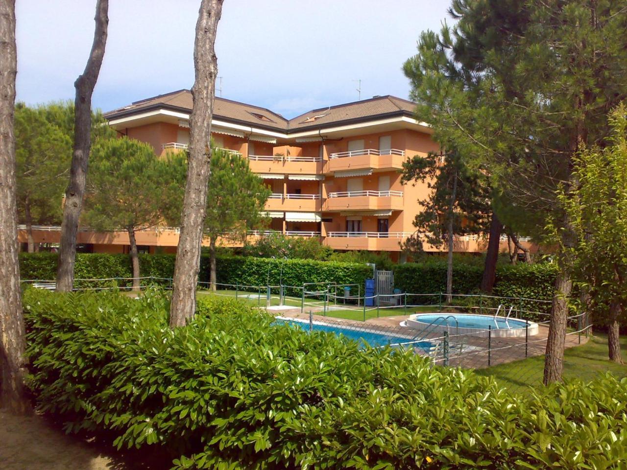 Cond Primavera Lignano Sabbiadoro Bagian luar foto